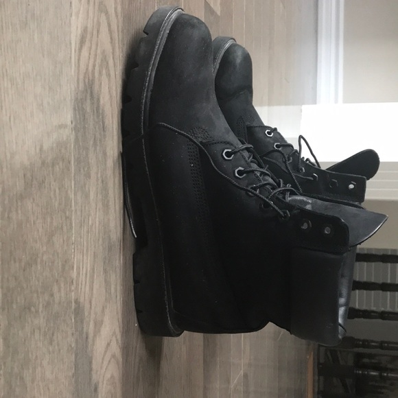 These timberlands are in great shape but don’t fit - Picture 1 of 5